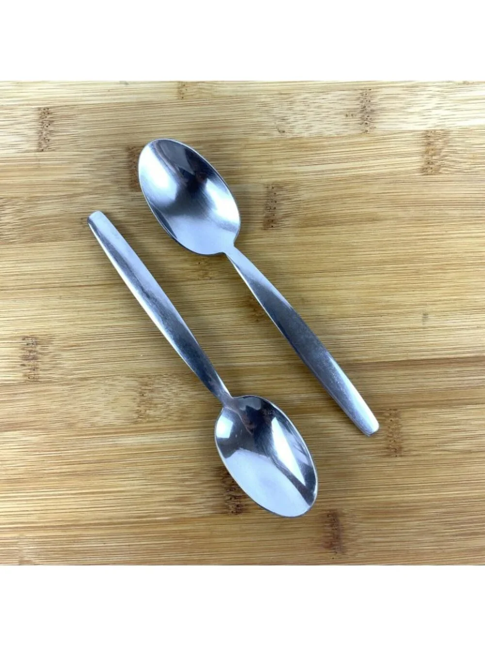 Oneida Leda Set of 2 Teaspoons 18/10 Stainless Steel 6 inch Durable Flatware